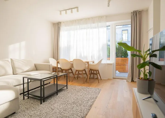 Apartman Small Penthouse With Terrace By Schonbrunn *